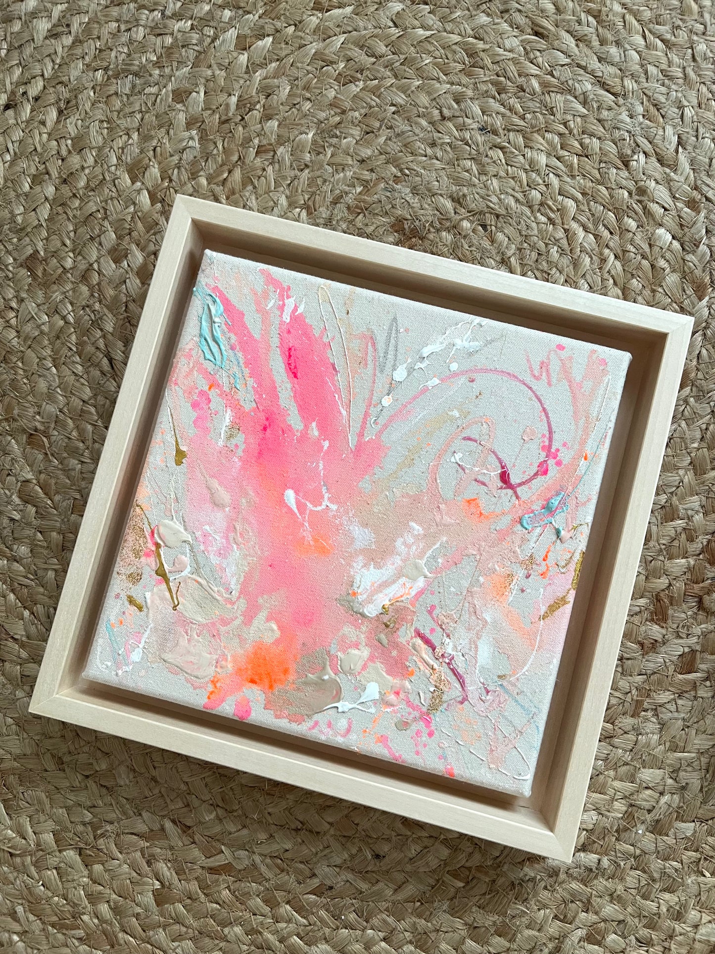TROPICAL WHIRL