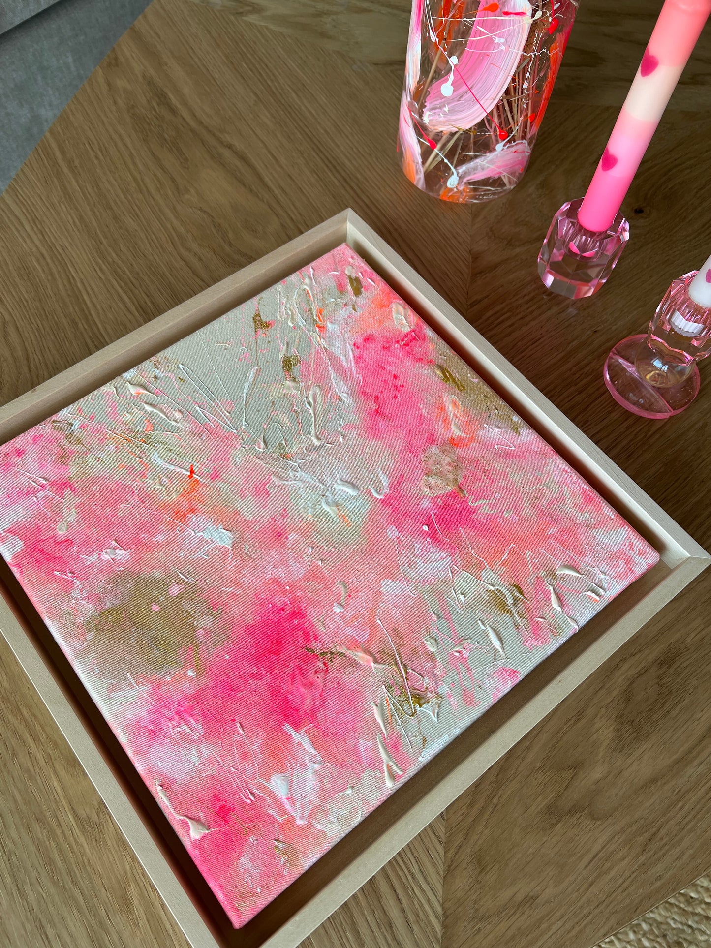 THE HAPPY LITTLE THINGS