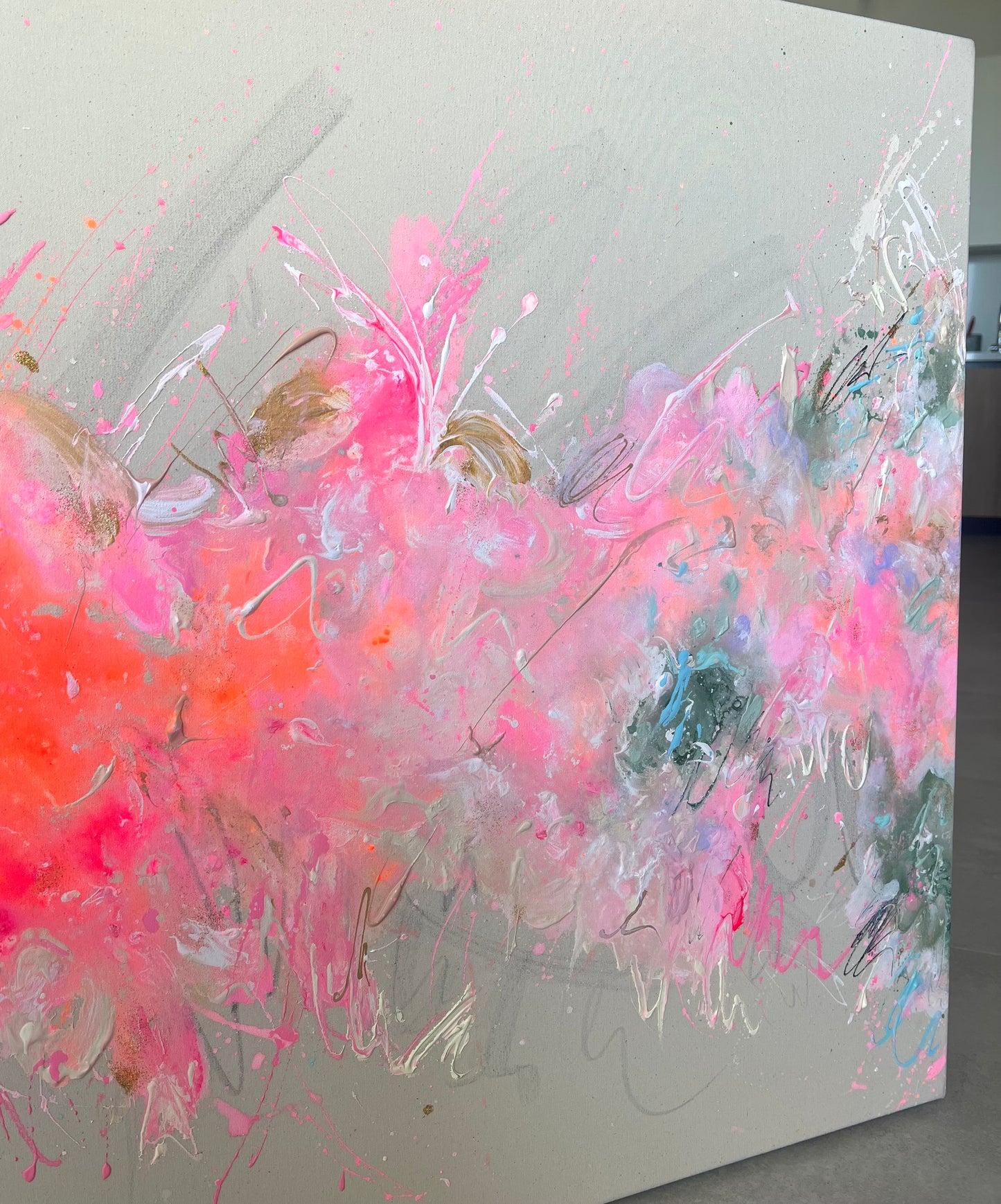 PINK CONFETTI