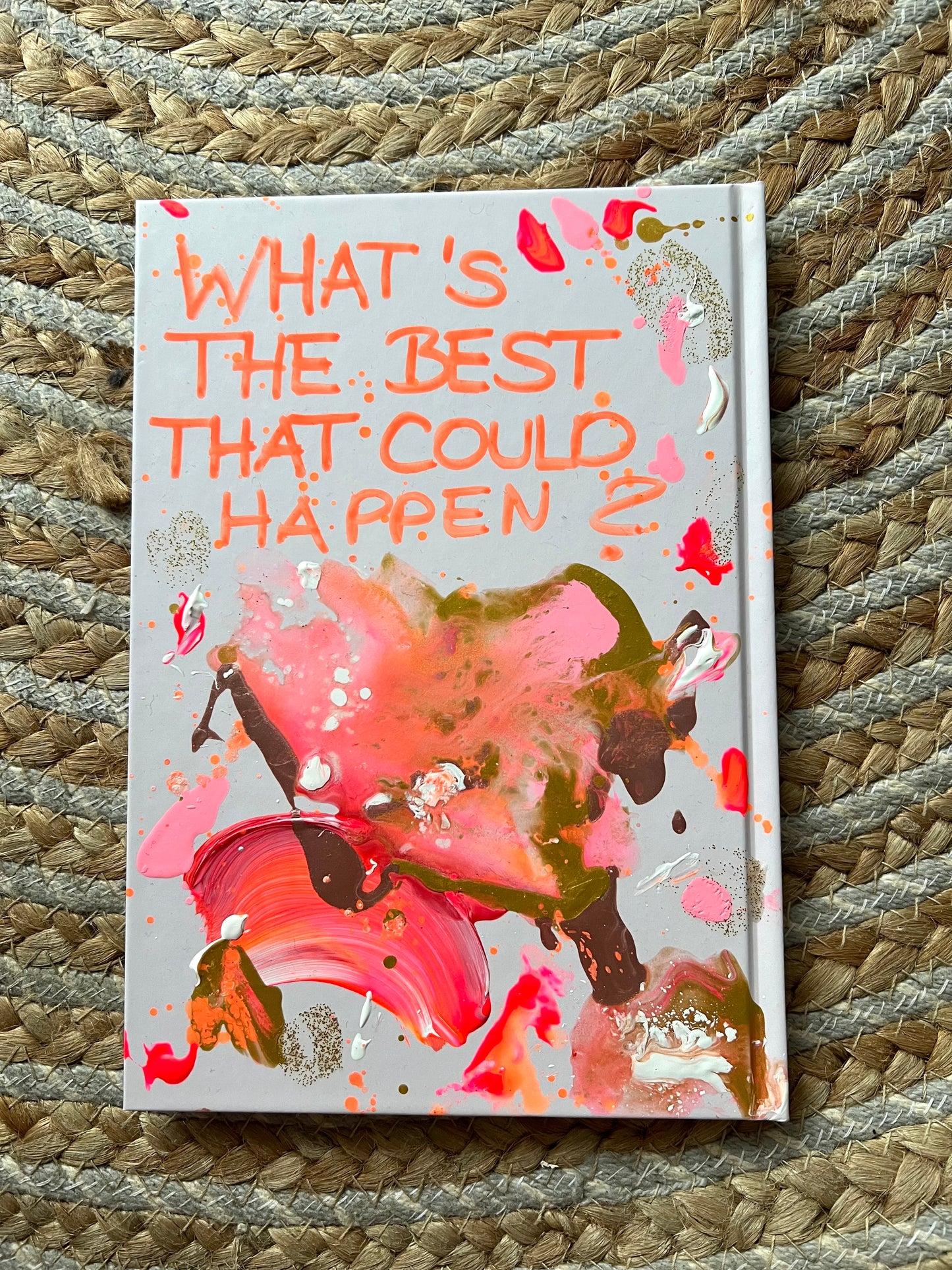 Handbemaltes Dankbarkeitsjournal mit Kunstwerk auf dem Cover