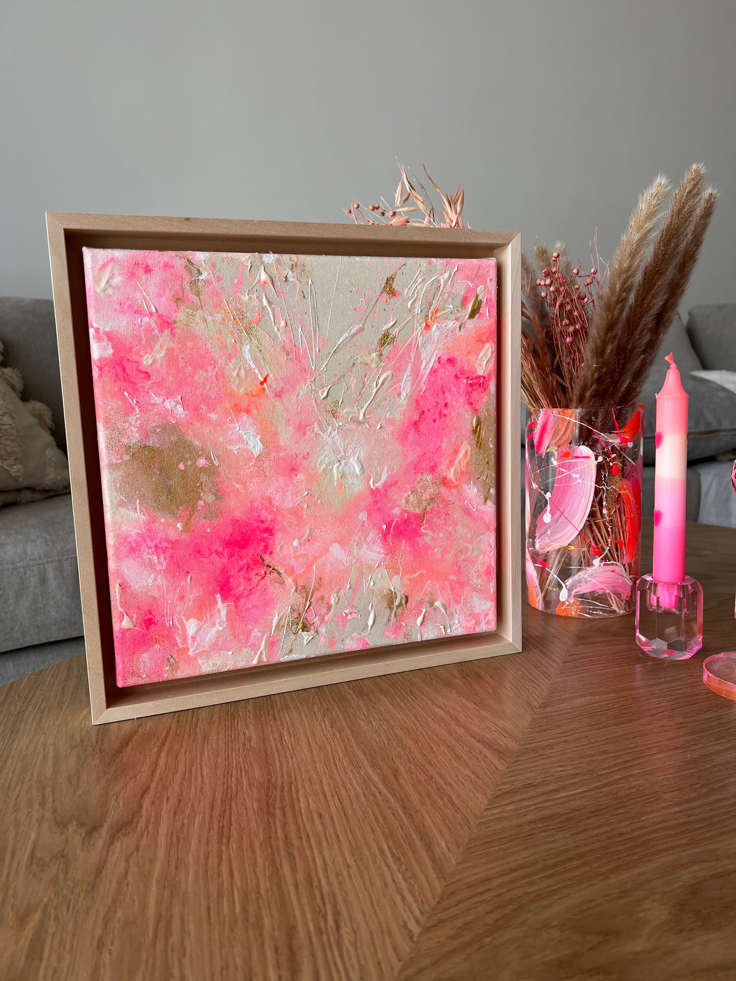 THE HAPPY LITTLE THINGS