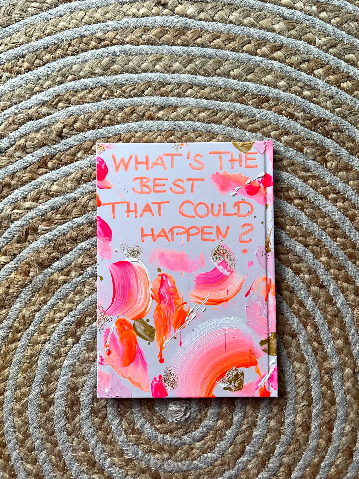 Handbemaltes Dankbarkeitsjournal mit Kunstwerk auf dem Cover