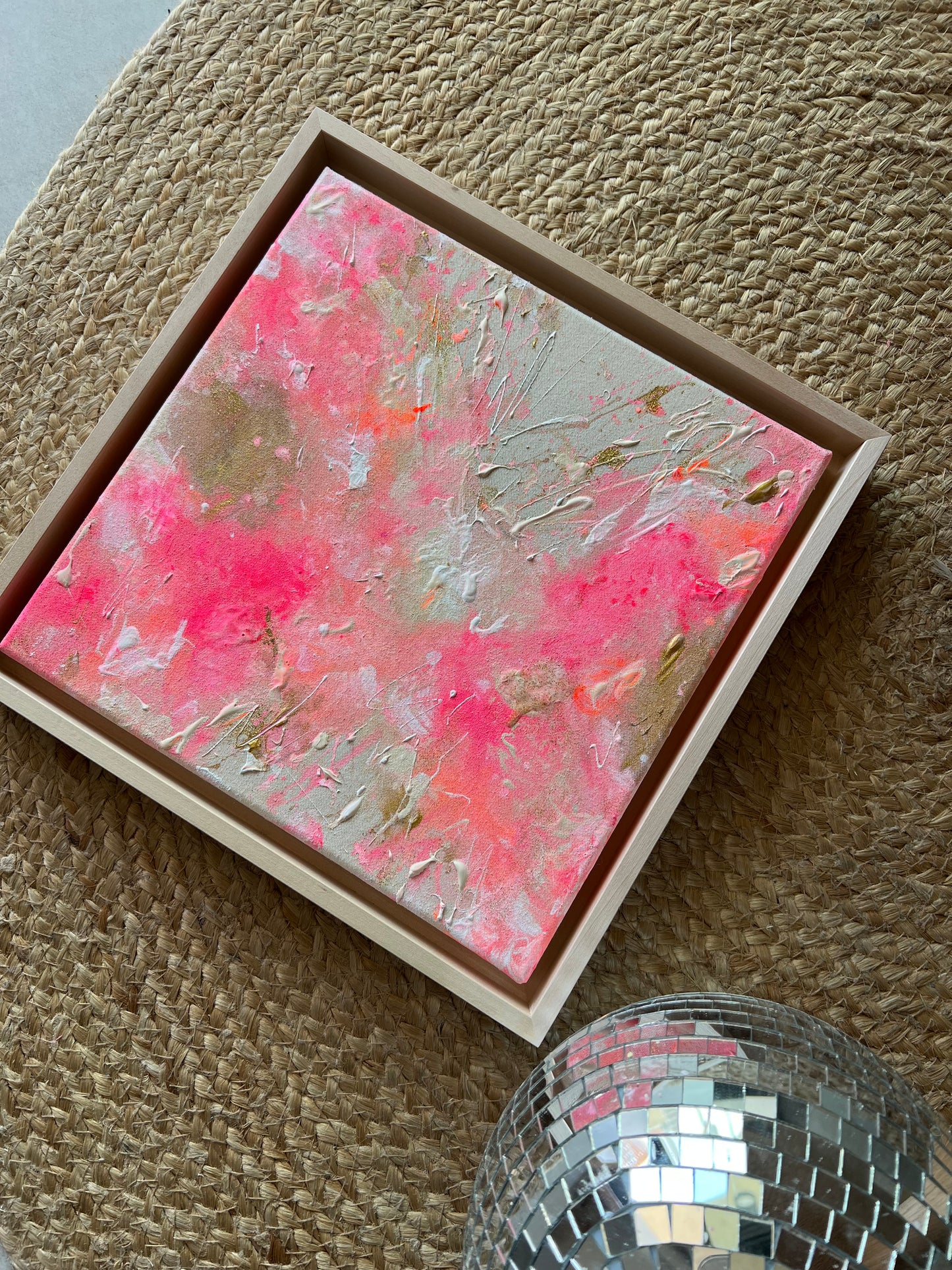 THE HAPPY LITTLE THINGS