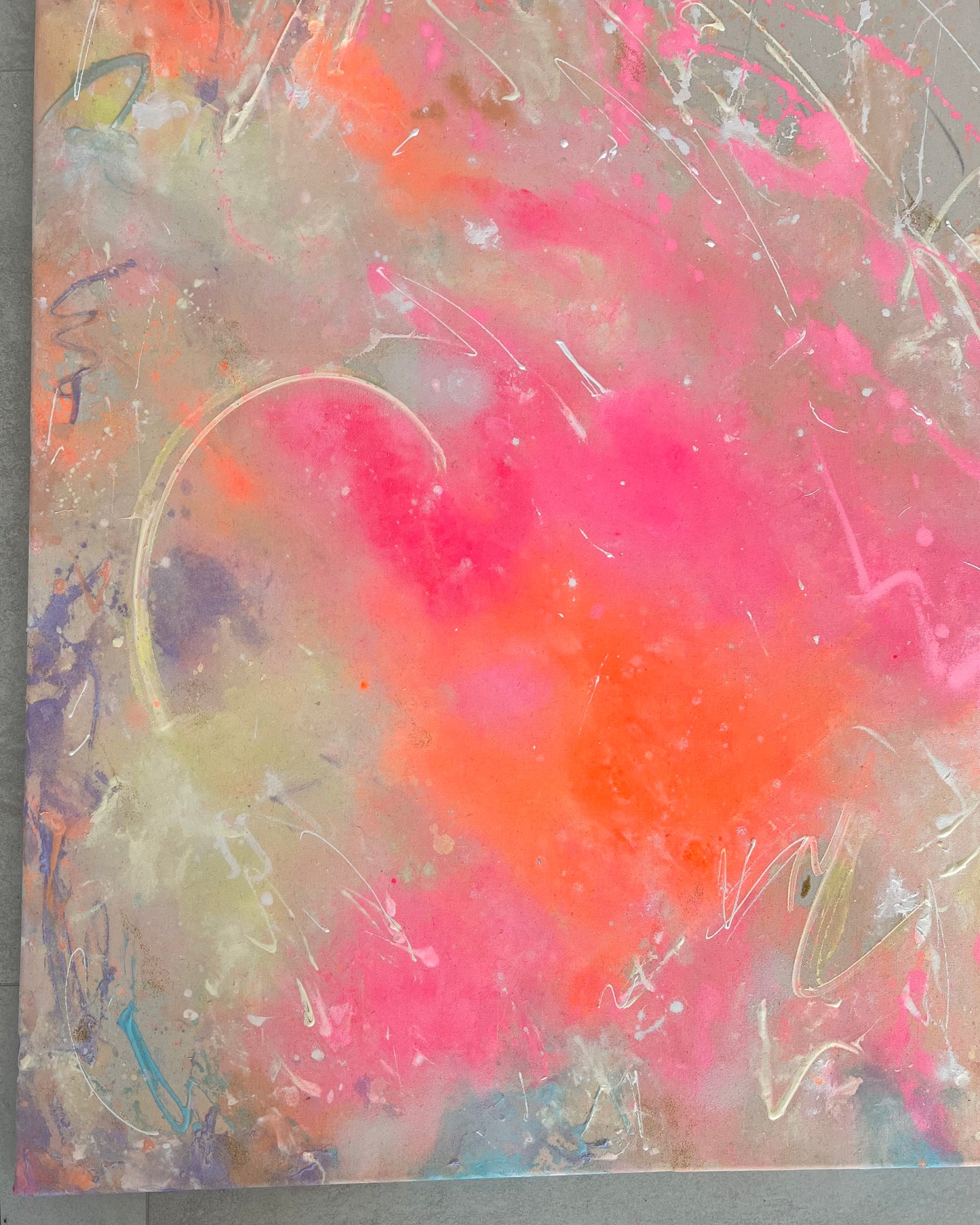 NEON CONFETTI